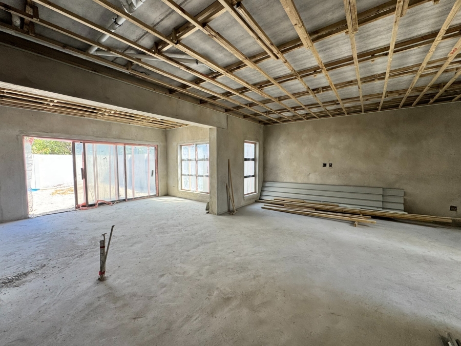 4 Bedroom Property for Sale in Sandown Western Cape